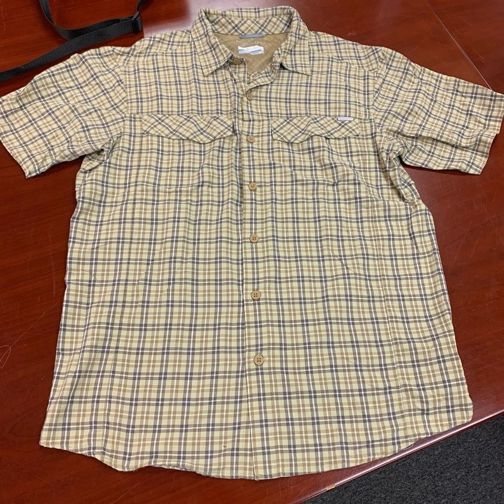 Columbia Omni-Shade S/S Plaid Button Down M